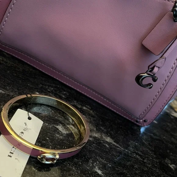 💖Coach purse & matching bracelet!!! - Picture 10 of 13